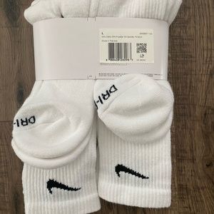 Brand New Nike crew socks